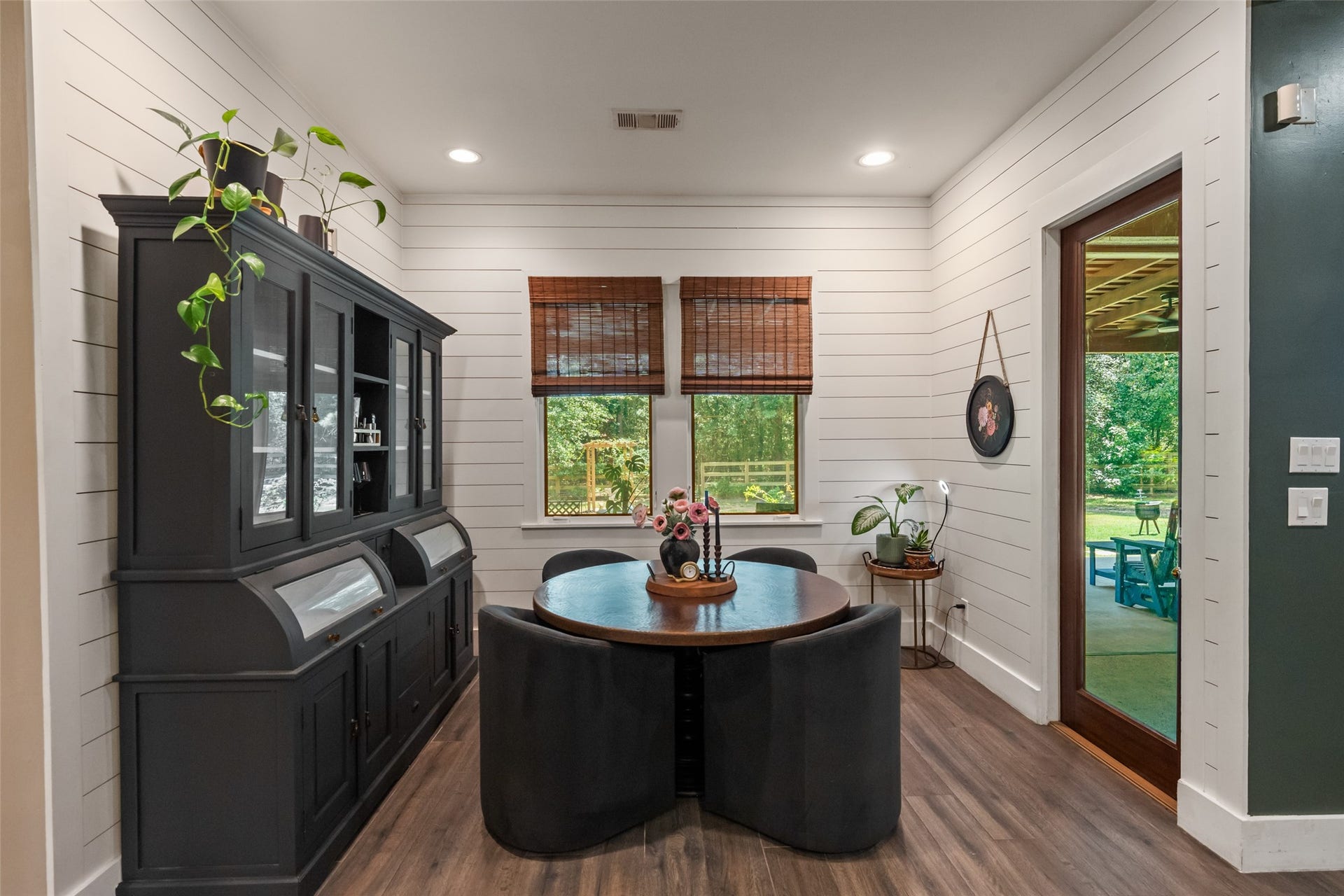 8861 Catamaran Way, Montgomery, TX 77316 8861 Catamaran Way, Montgomery, TX 77316