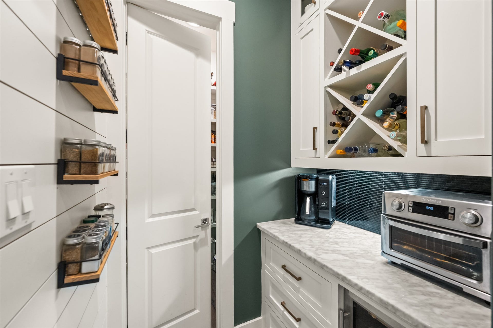 8861 Catamaran Way, Montgomery, TX 77316 8861 Catamaran Way, Montgomery, TX 77316
