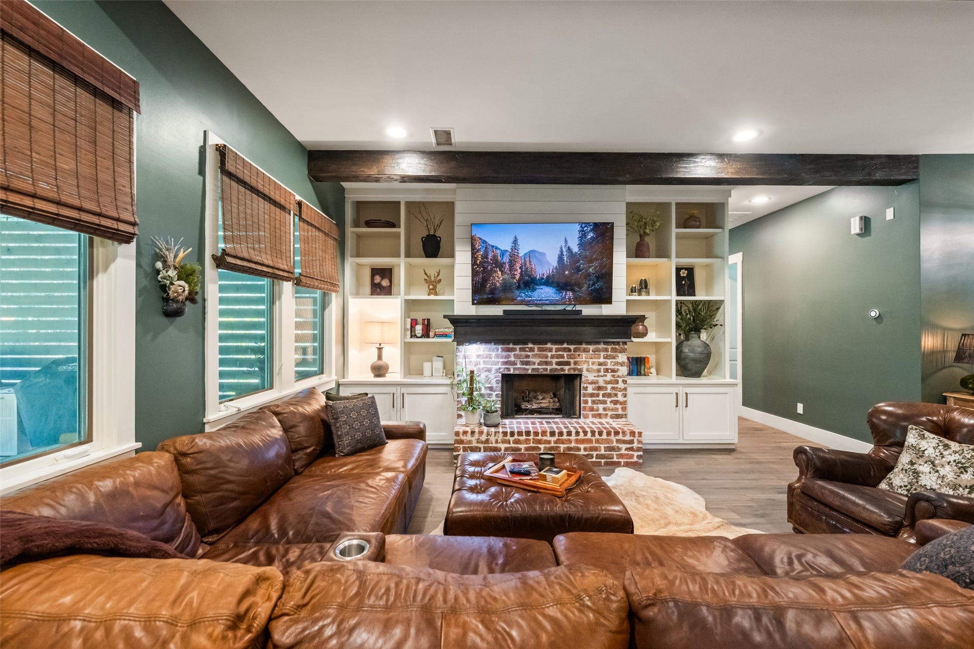 8861 Catamaran Way, Montgomery, TX 77316 8861 Catamaran Way, Montgomery, TX 77316