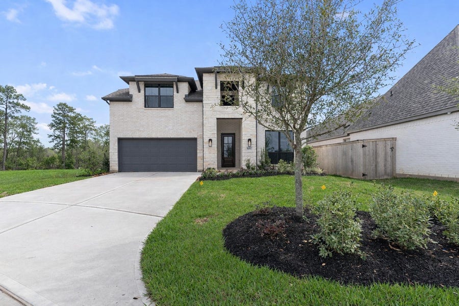 Property photo for 407 Mathis Lake Court, Conroe, TX