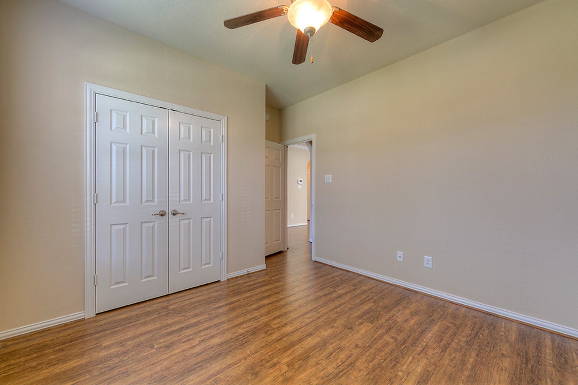 10 Quillwood Place, The Woodlands, TX 77354 10 Quillwood Place, The Woodlands, TX 77354