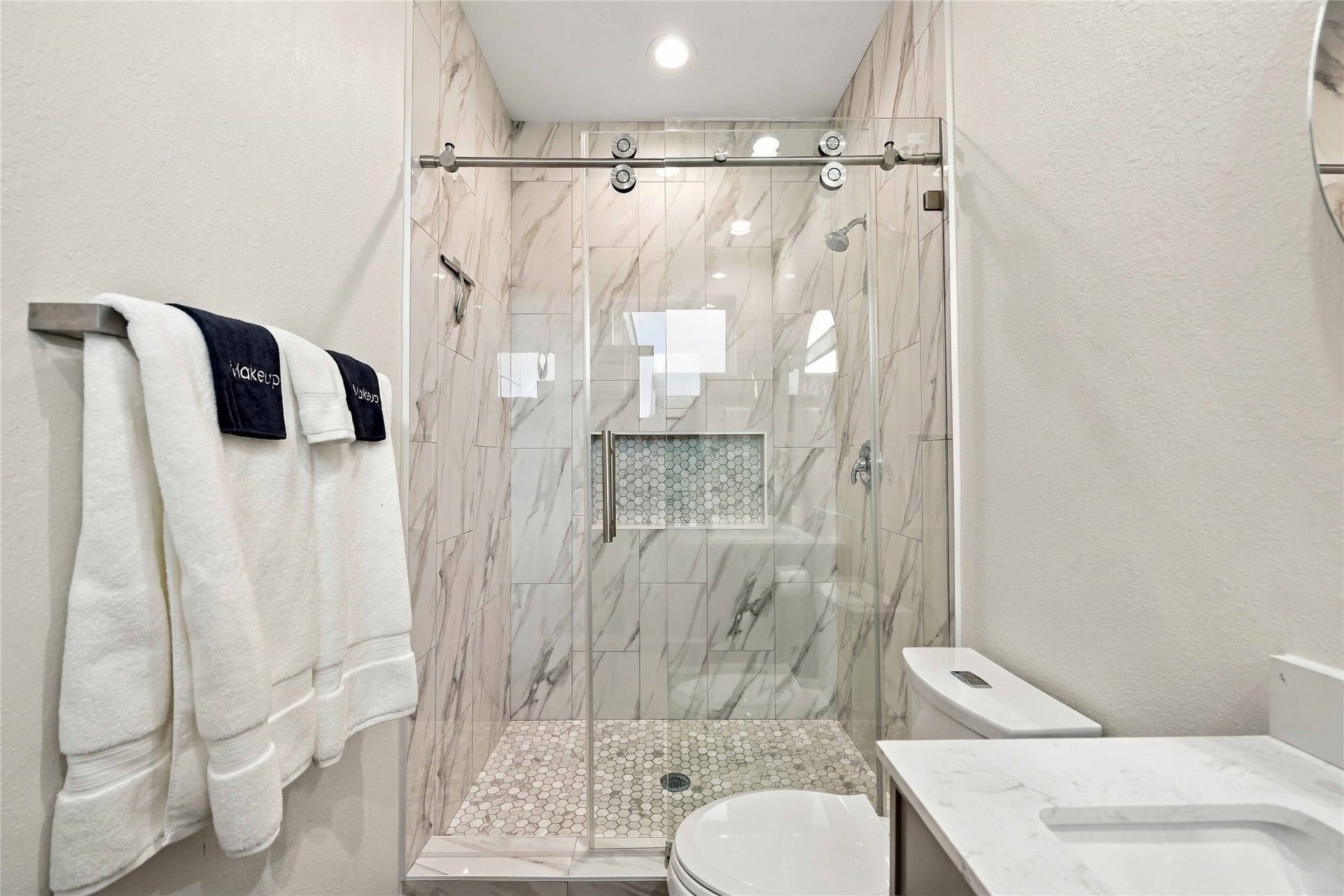 7924 Booker Street, #A-B, Houston, TX 77028 7924 Booker Street, #A-B, Houston, TX 77028