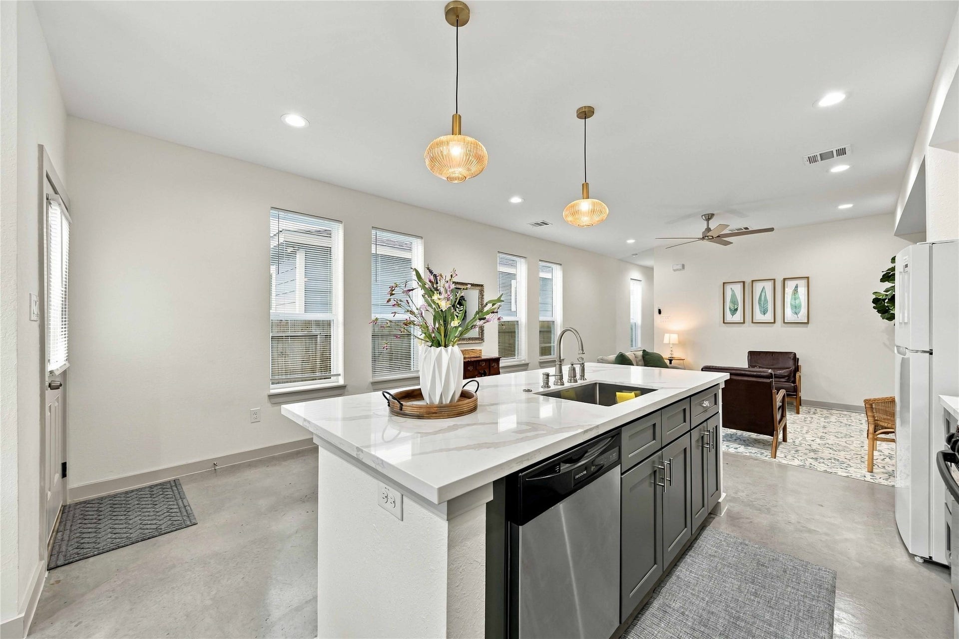 7924 Booker Street, #A-B, Houston, TX 77028 7924 Booker Street, #A-B, Houston, TX 77028