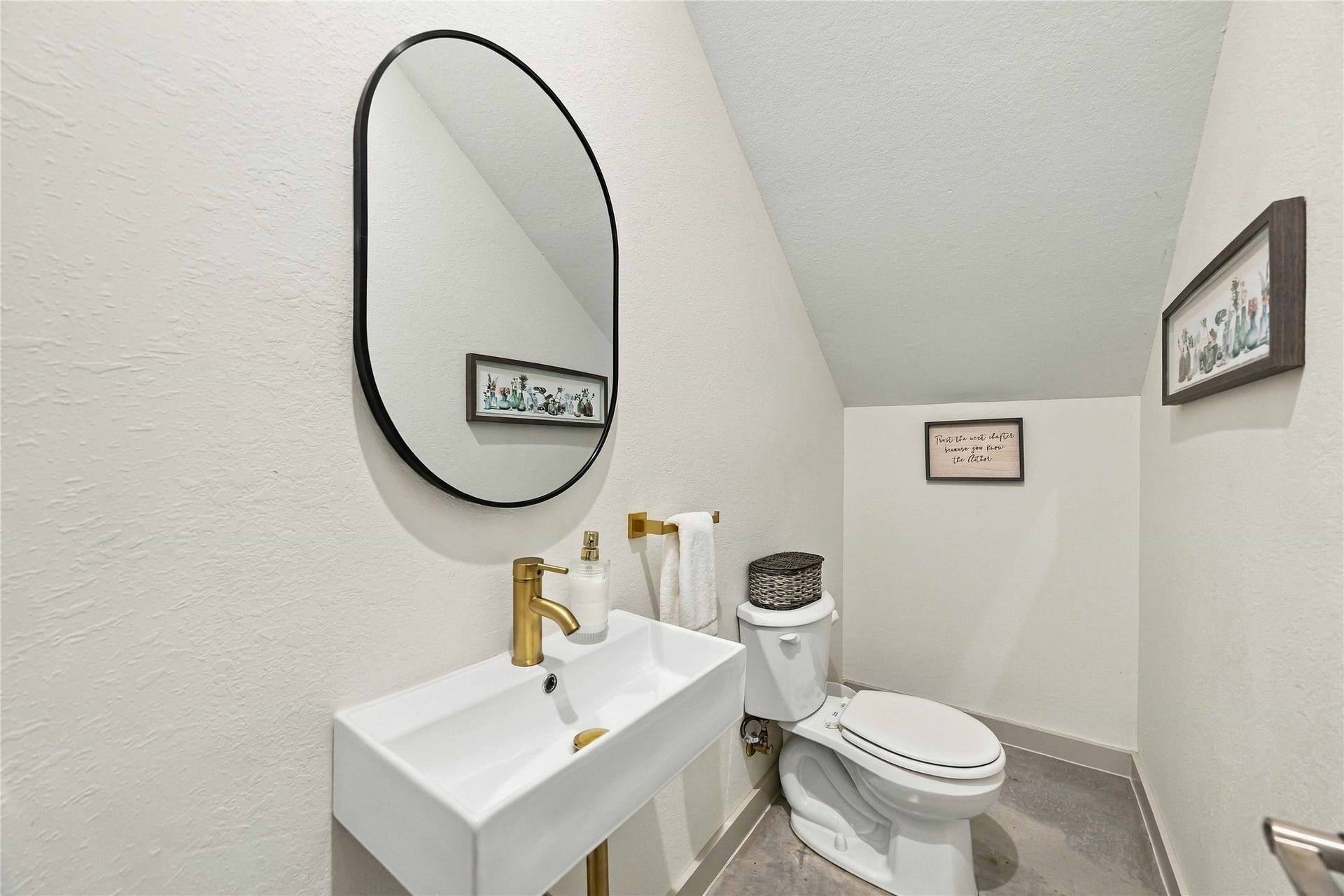 7924 Booker Street, #A-B, Houston, TX 77028 7924 Booker Street, #A-B, Houston, TX 77028