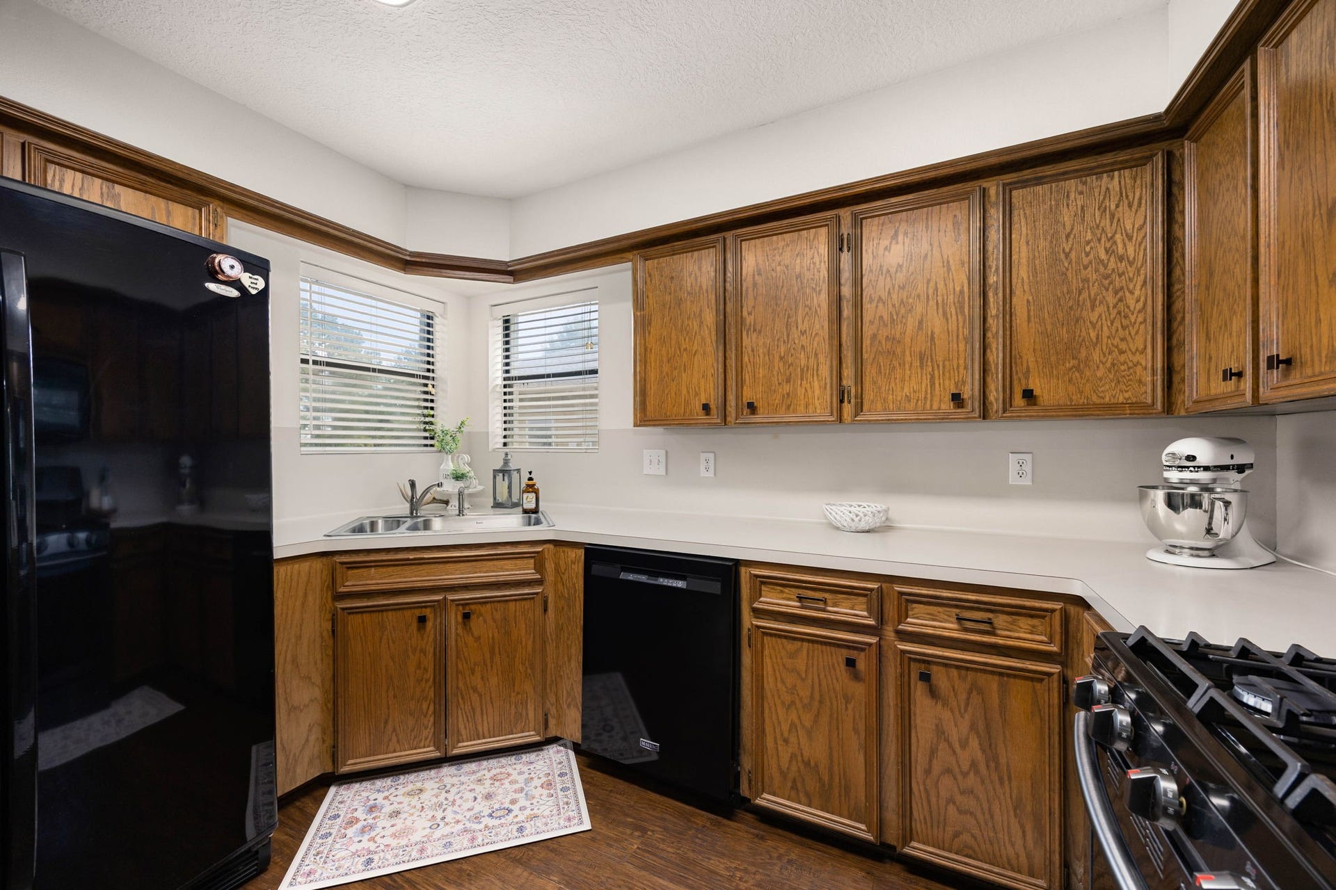Plenty of cabinet storage and counter space provide everyday functionality.