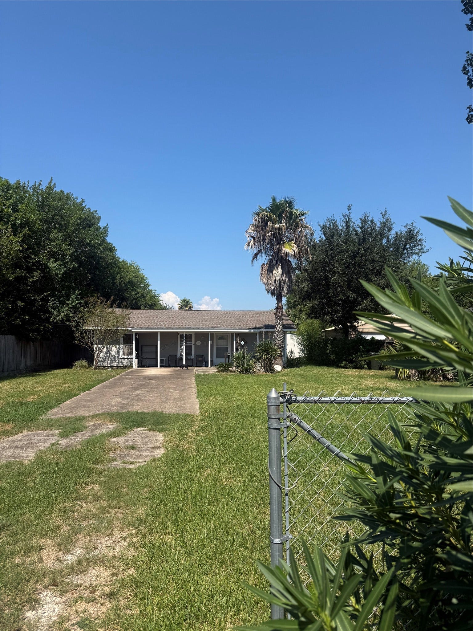 2446 Rue De Lafitte Drive, Dickinson, TX 77539 2446 Rue De Lafitte Drive, Dickinson, TX 77539