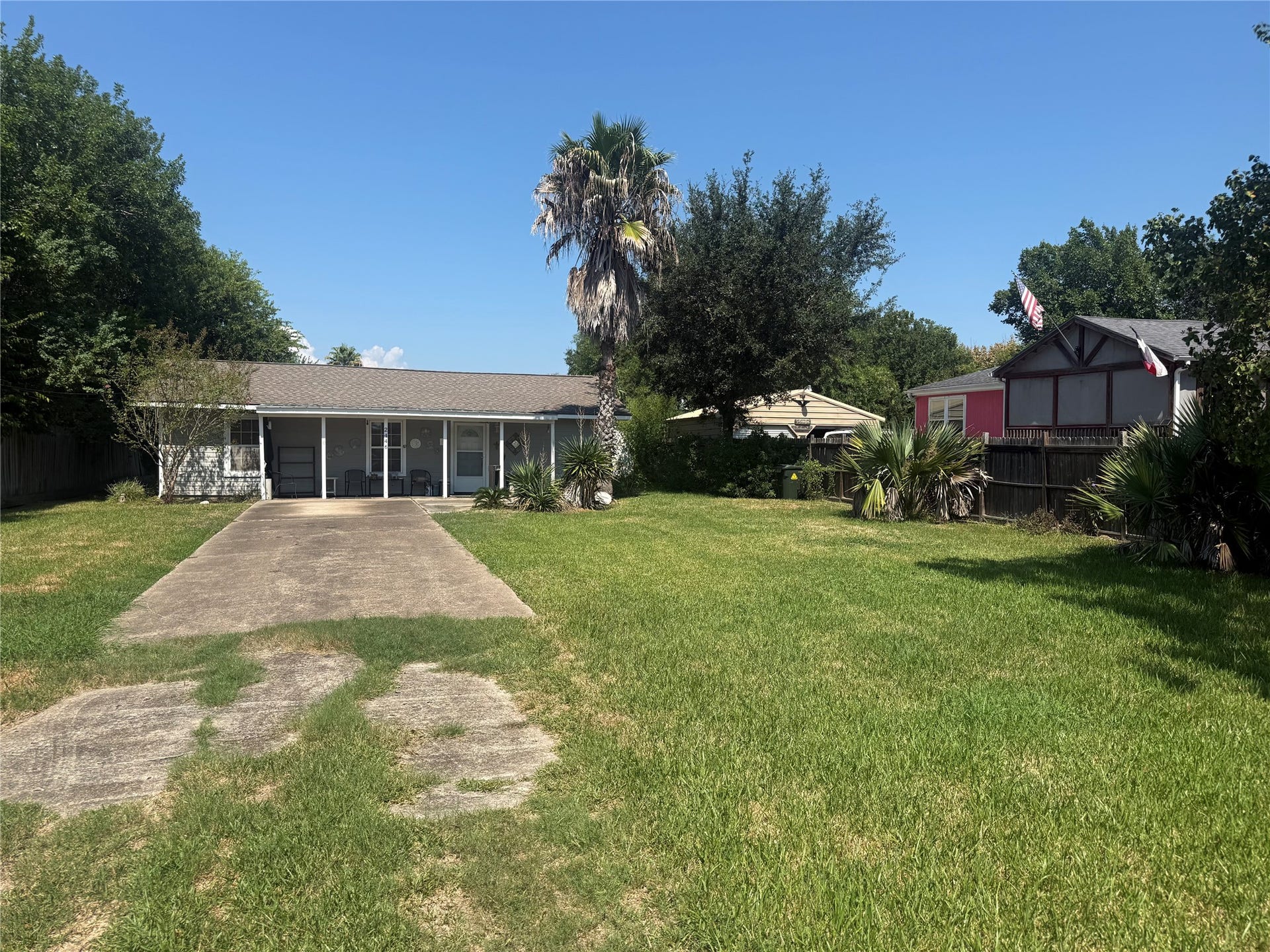 2446 Rue De Lafitte Drive, Dickinson, TX 77539 2446 Rue De Lafitte Drive, Dickinson, TX 77539