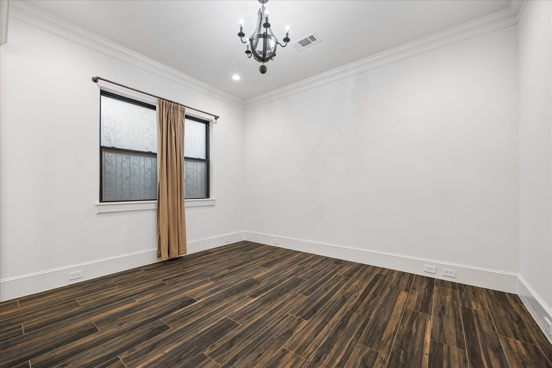 215 Malone Street, Houston, TX 77007