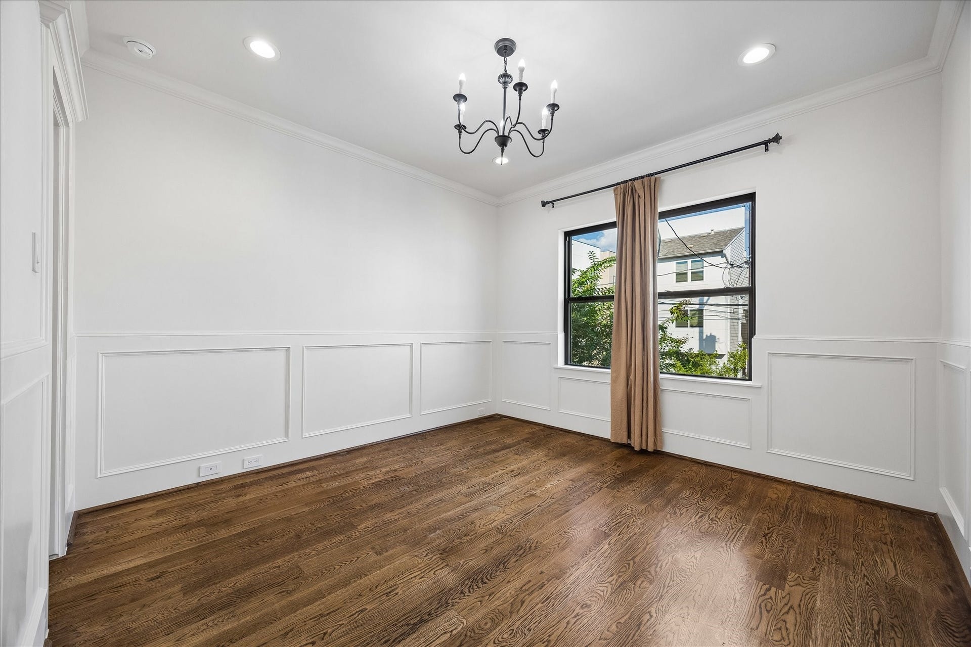 215 Malone Street, Houston, TX 77007