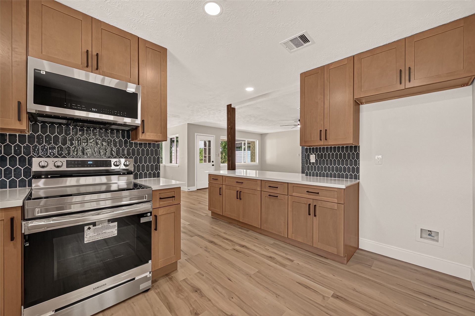 349 Dawn Hill Drive, Friendswood, TX 77546 349 Dawn Hill Drive, Friendswood, TX 77546