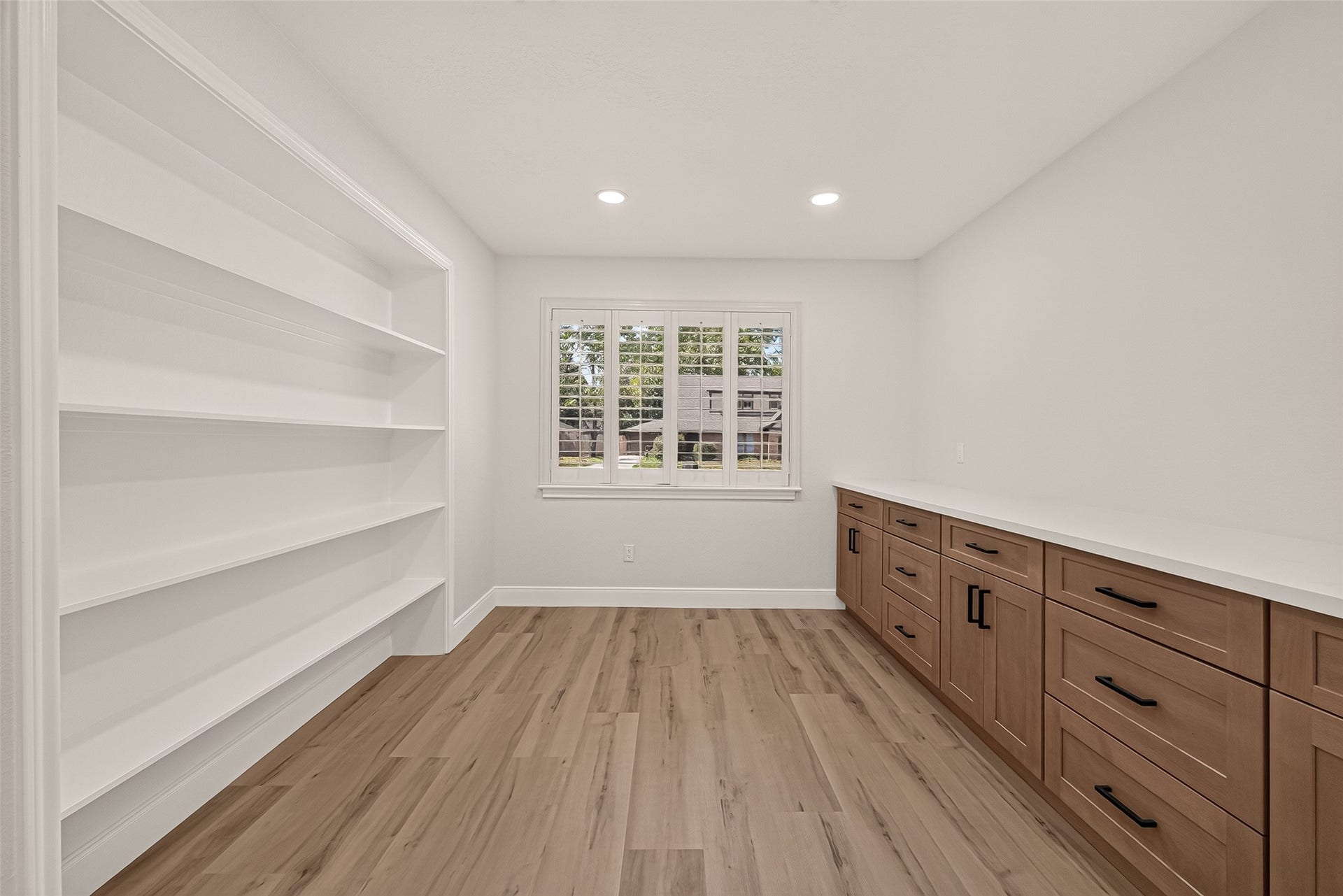 349 Dawn Hill Drive, Friendswood, TX 77546 349 Dawn Hill Drive, Friendswood, TX 77546