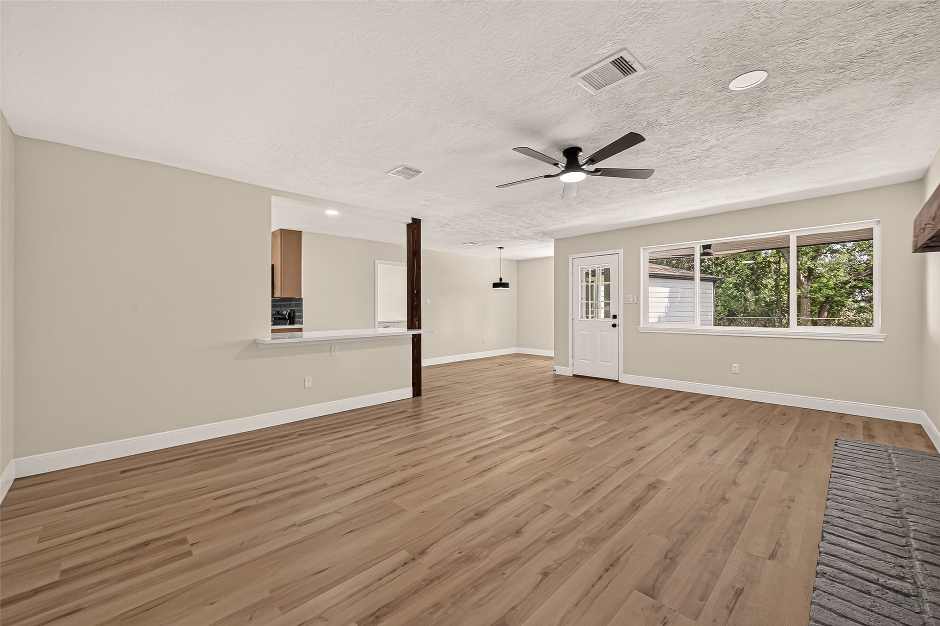 349 Dawn Hill Drive, Friendswood, TX 77546 349 Dawn Hill Drive, Friendswood, TX 77546