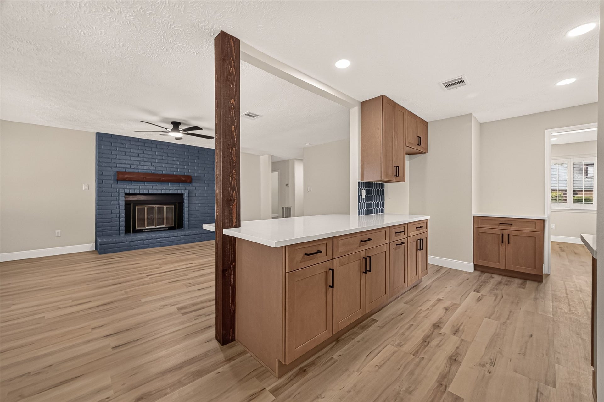 349 Dawn Hill Drive, Friendswood, TX 77546 349 Dawn Hill Drive, Friendswood, TX 77546