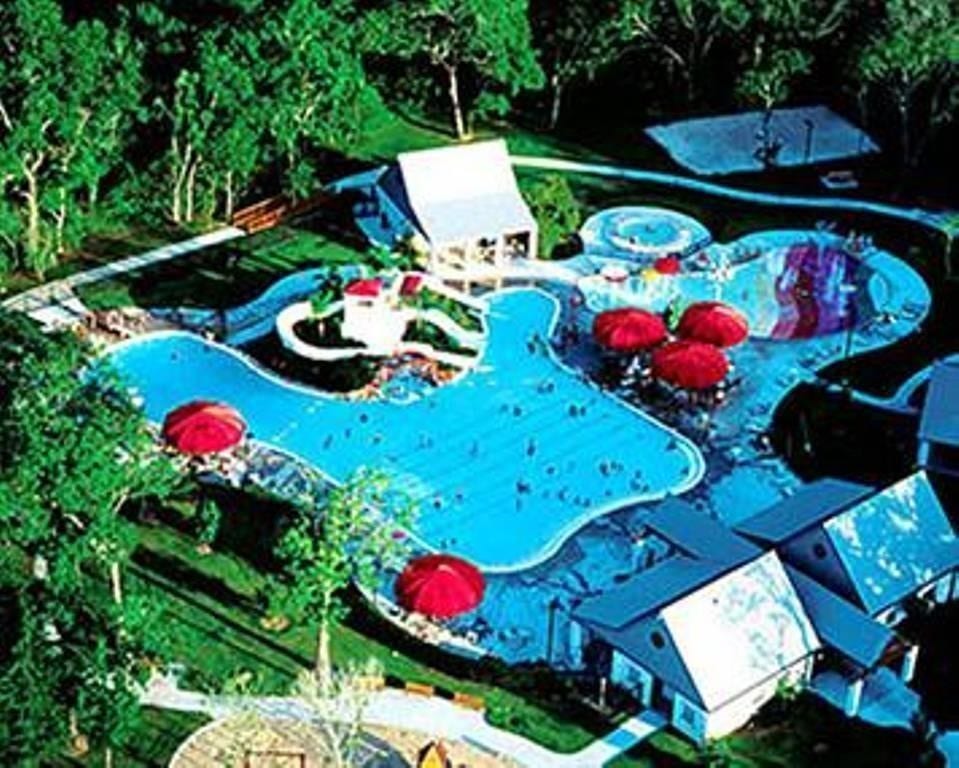 10 pools to choose from