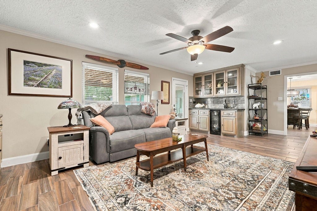 602 Renaldo Street, Dickinson, TX 77539 602 Renaldo Street, Dickinson, TX 77539