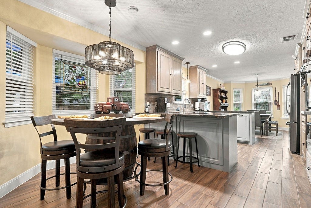 602 Renaldo Street, Dickinson, TX 77539 602 Renaldo Street, Dickinson, TX 77539