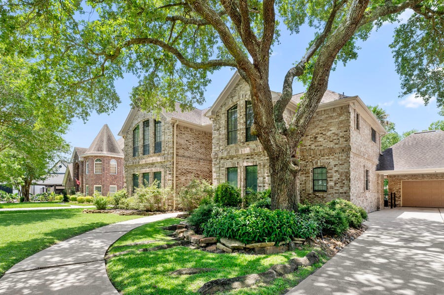 Property photo for 7810 Magnolia Cove Court, Humble, TX