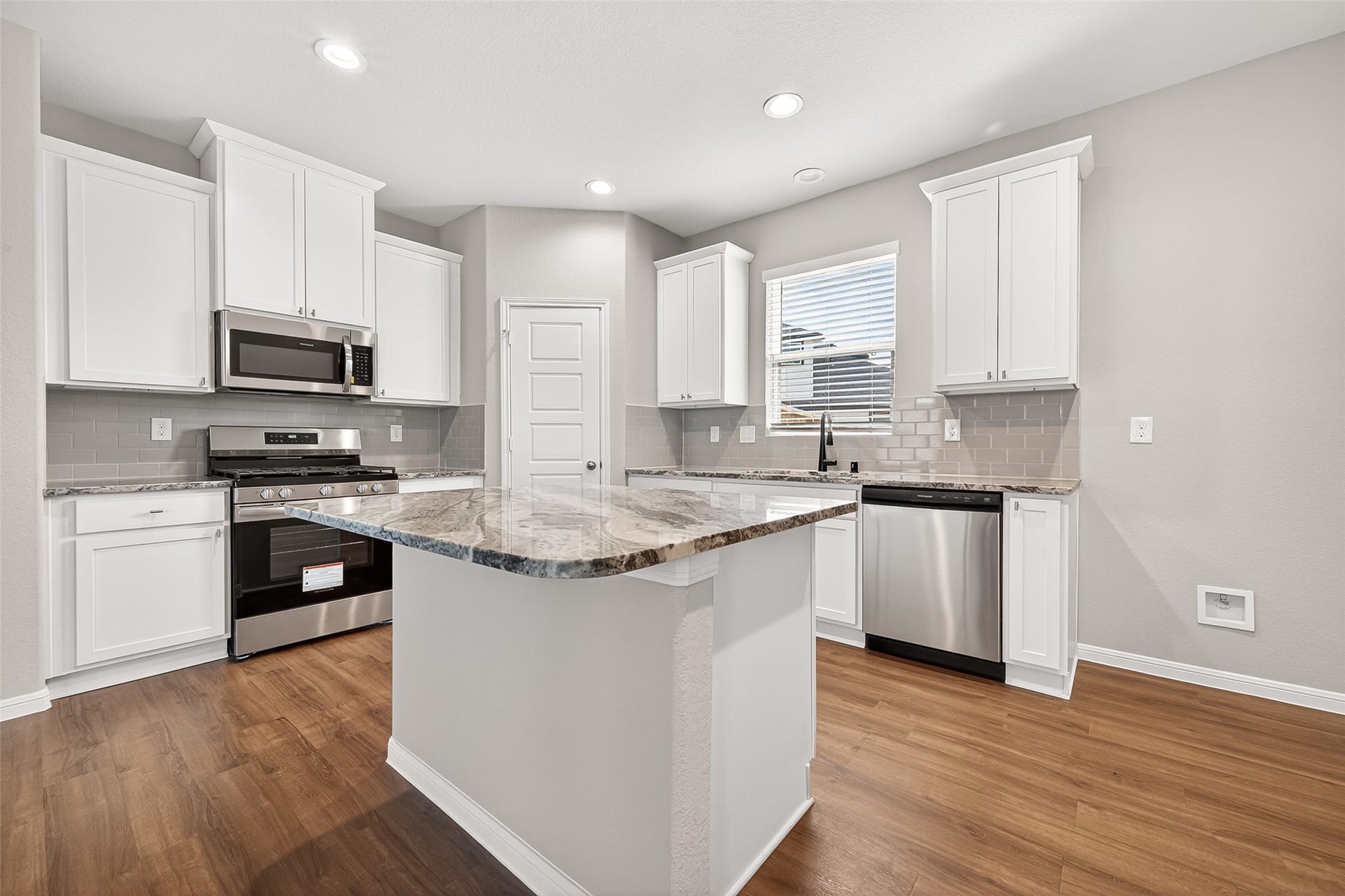533 Stone Placa Trail, Brookshire, TX 77423 533 Stone Placa Trail, Brookshire, TX 77423
