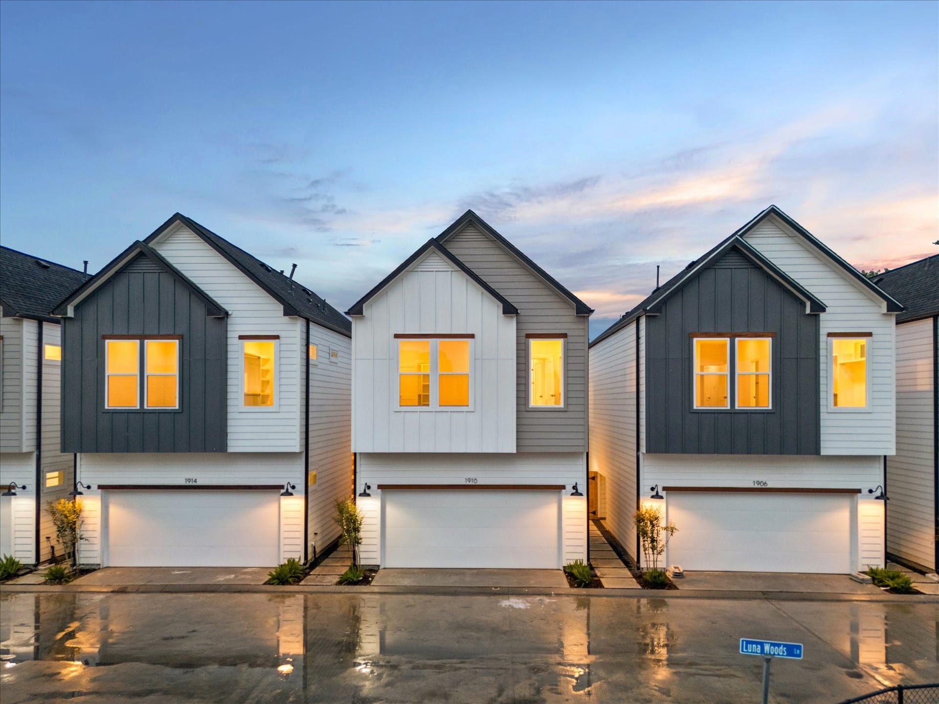 1906 Luna Woods Lane, Houston, TX 77055 1906 Luna Woods Lane, Houston, TX 77055