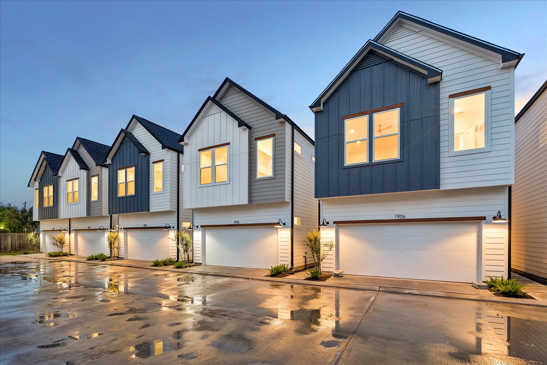 1906 Luna Woods Lane, Houston, TX 77055 1906 Luna Woods Lane, Houston, TX 77055