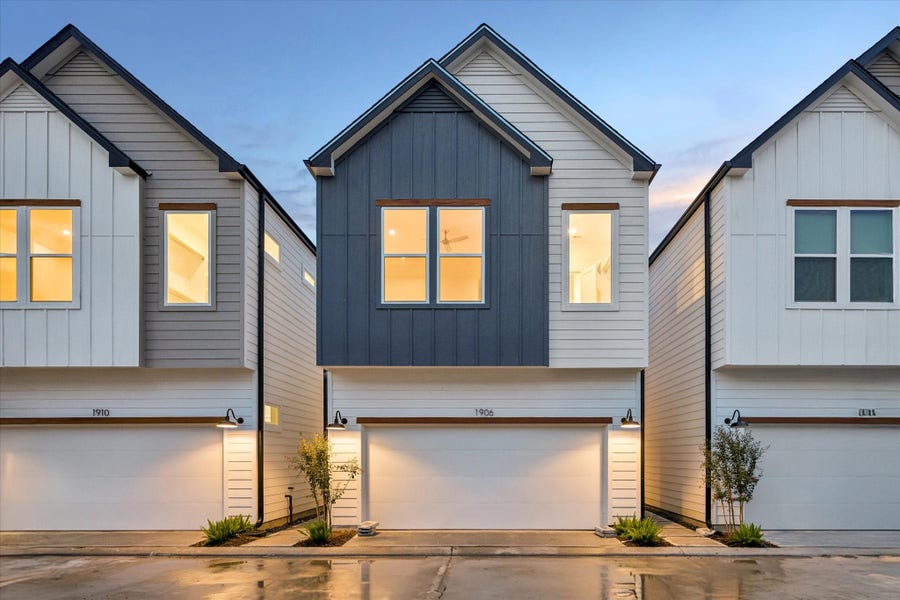 Property photo for 1906 Luna Woods Lane, Houston, TX