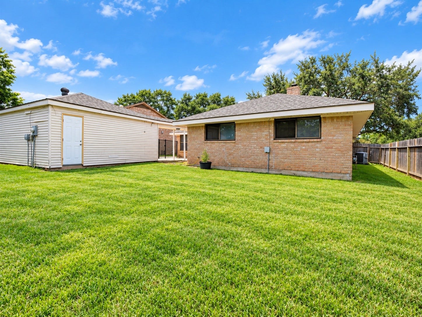 3030 S Blue Meadow Circle, Sugar Land, TX 77479 3030 S Blue Meadow Circle, Sugar Land, TX 77479