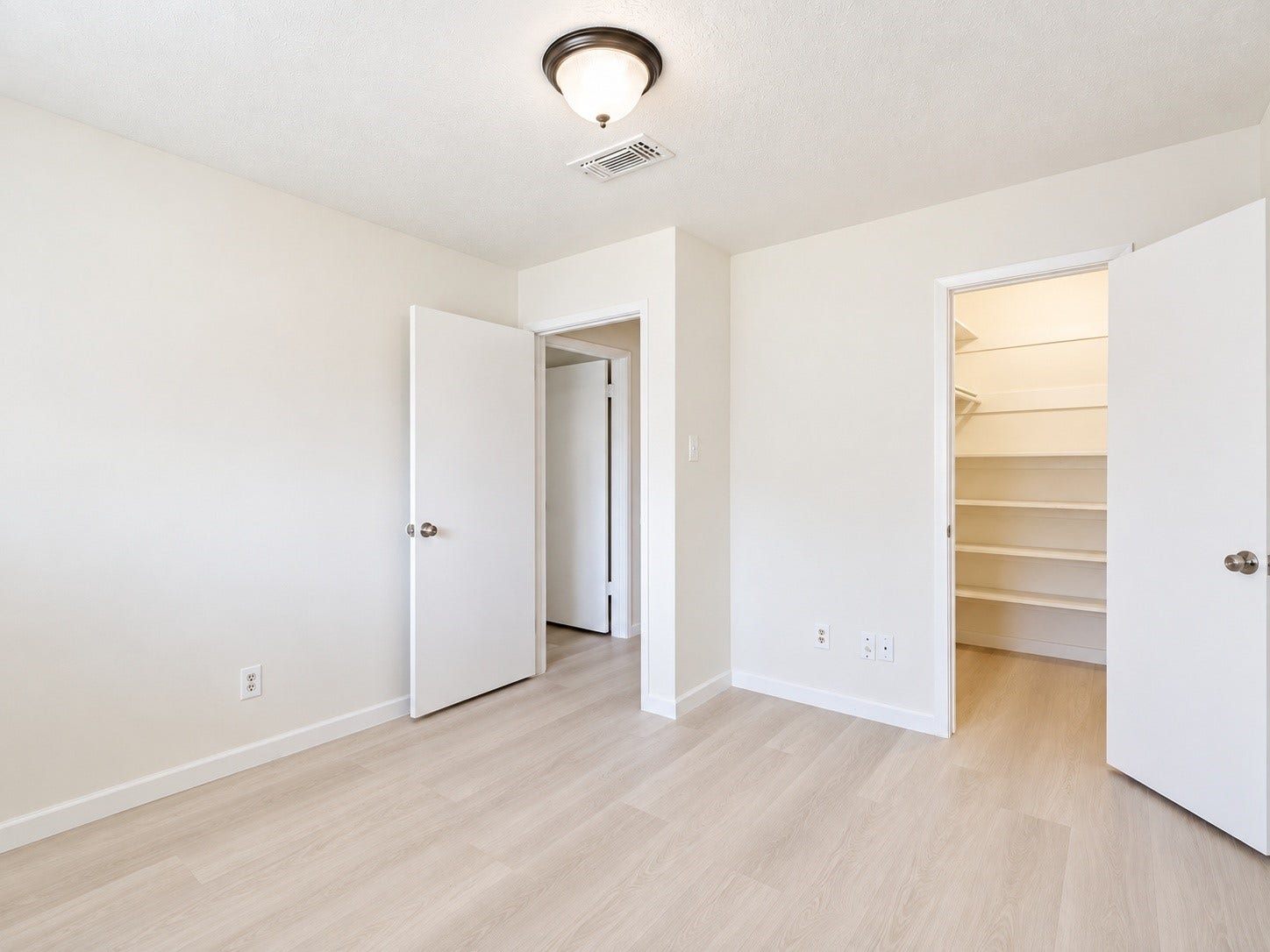 3030 S Blue Meadow Circle, Sugar Land, TX 77479 3030 S Blue Meadow Circle, Sugar Land, TX 77479