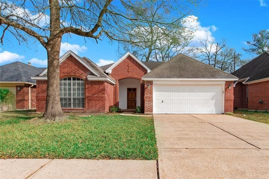 Property photo for 31314 Baker Lake Drive, Spring, TX
