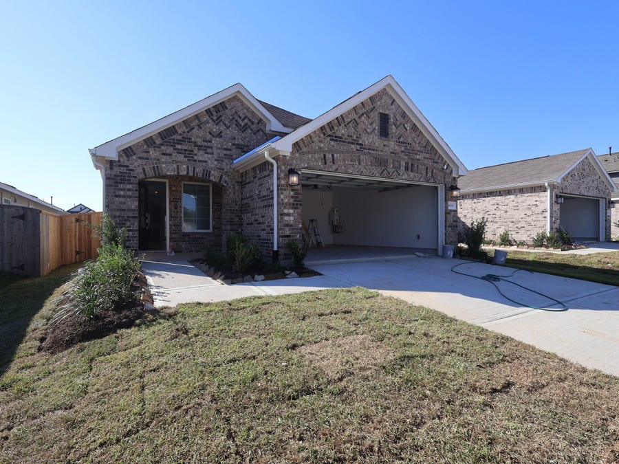 Property photo for 16730 Largetooth Aspen Lane, New Caney, TX