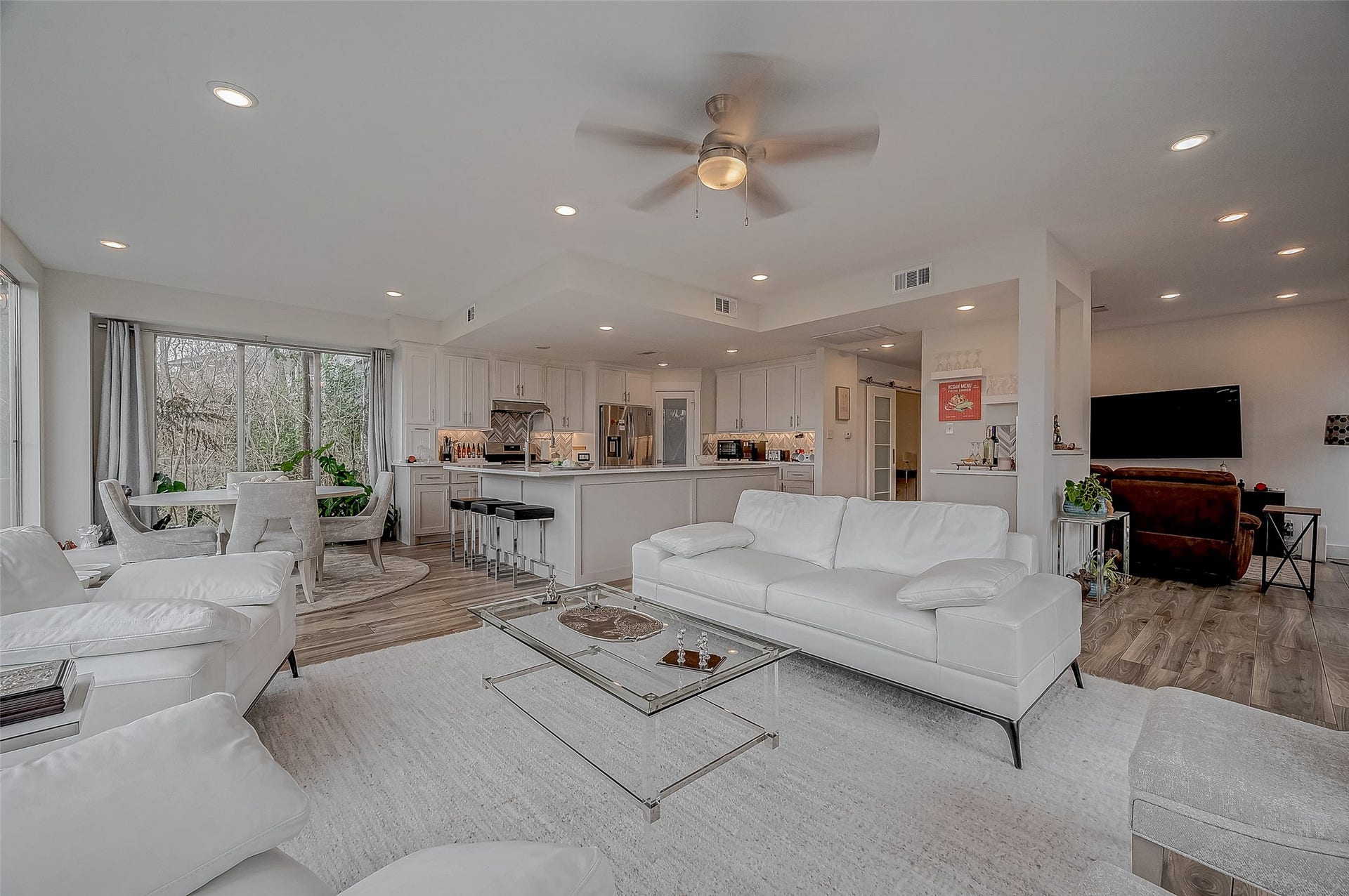 6628 Bayou Glen Road, #6628, Houston, TX 77057 6628 Bayou Glen Road, #6628, Houston, TX 77057