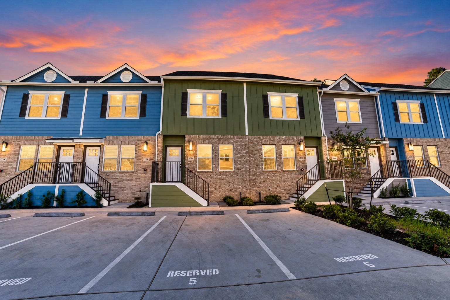 3248 Creekmont Drive, Houston, TX 77091 3248 Creekmont Drive, Houston, TX 77091