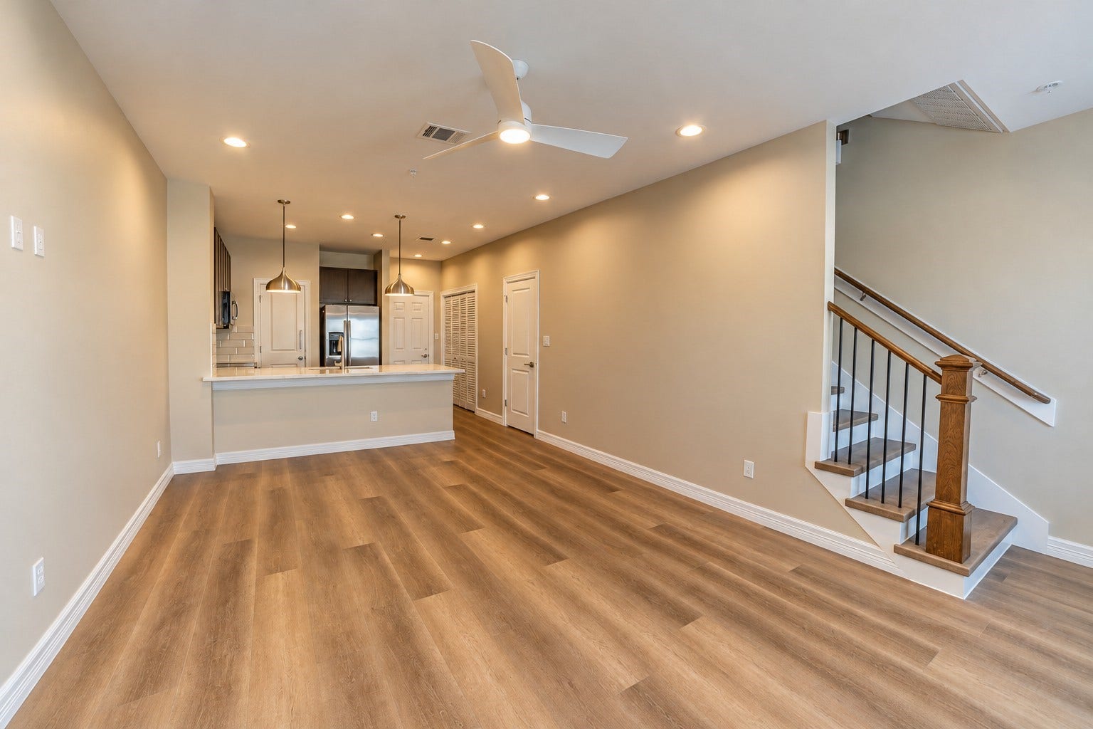 3248 Creekmont Drive, Houston, TX 77091 3248 Creekmont Drive, Houston, TX 77091