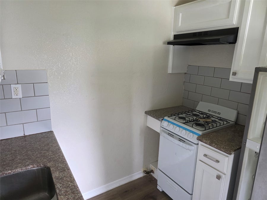 Property photo for 302 71 th Street, #7, Houston, TX