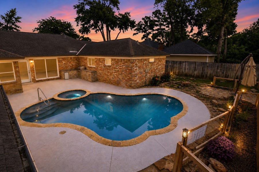 Property photo for 15215 Parkville Drive, Houston, TX
