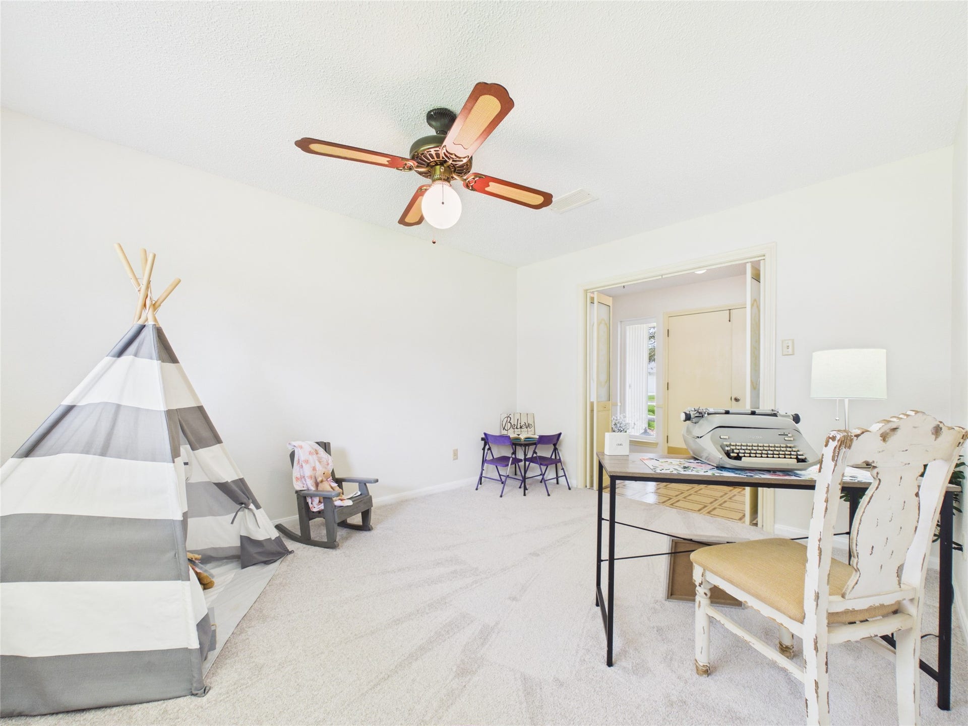 1909 Tracy Lynn Lane, Alvin, TX 77511 1909 Tracy Lynn Lane, Alvin, TX 77511