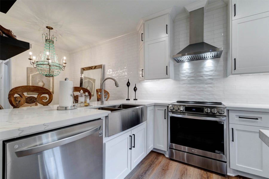 Property photo for 2001 Bering Drive, #7L, Houston, TX