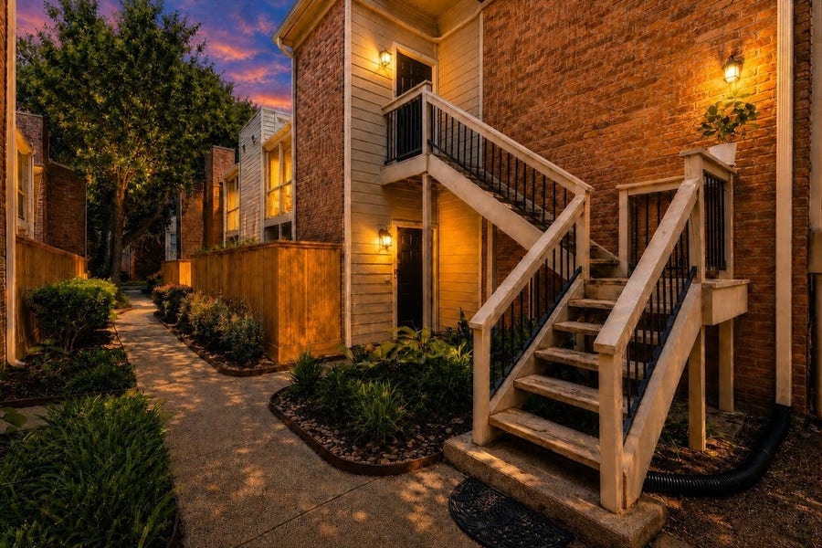 Property photo for 2001 Bering Drive, #7L, Houston, TX