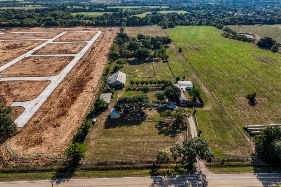 Property photo for 21730 Stokes Road, Waller, TX