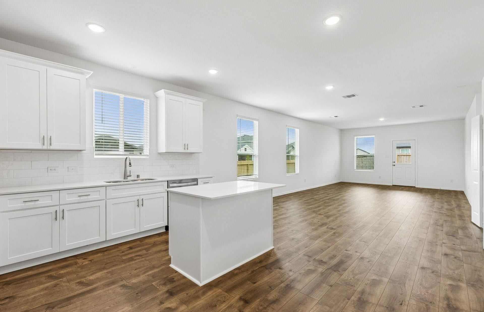30503 Wolfburn Street, Waller, TX 77484