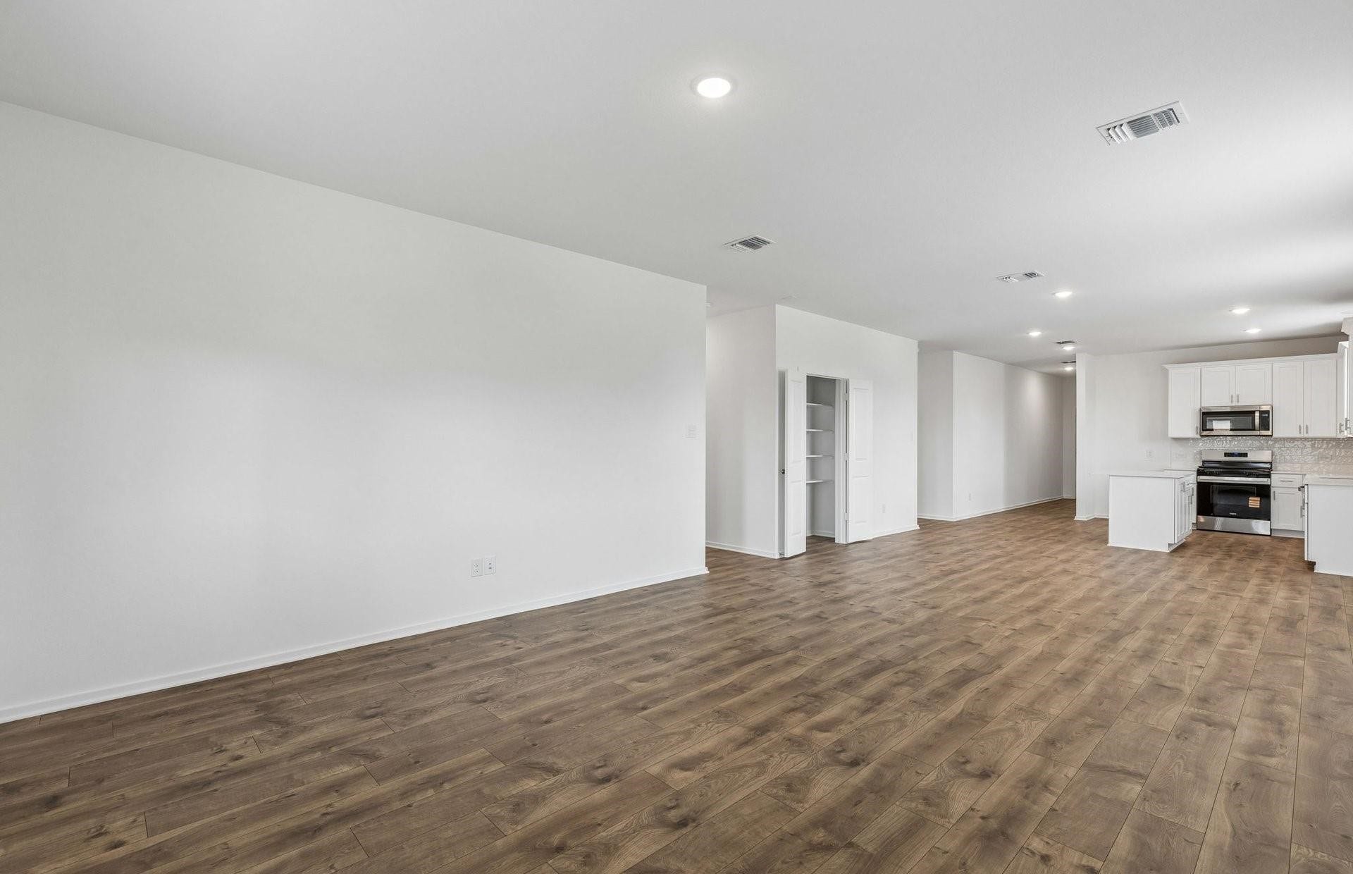 30503 Wolfburn Street, Waller, TX 77484