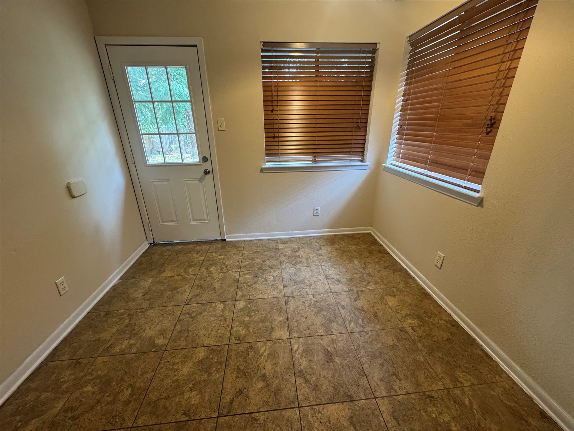 23519 Prairie Bird Drive, Spring, TX 77373 23519 Prairie Bird Drive, Spring, TX 77373