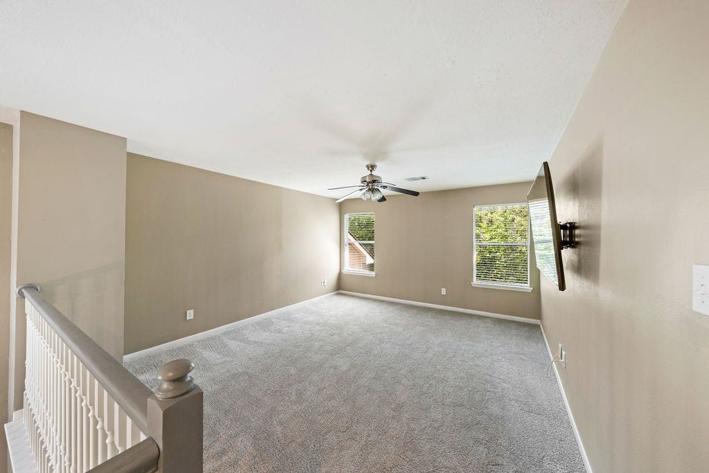 86 N Valley Oaks Circle, The Woodlands, TX 77382 86 N Valley Oaks Circle, The Woodlands, TX 77382