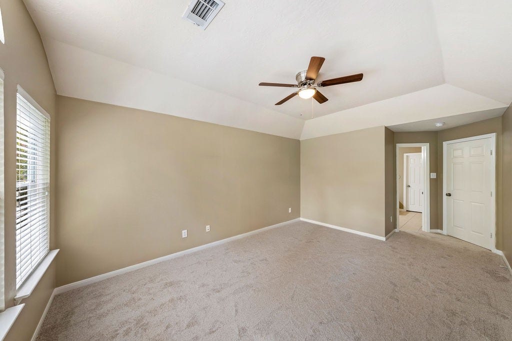 86 N Valley Oaks Circle, The Woodlands, TX 77382 86 N Valley Oaks Circle, The Woodlands, TX 77382