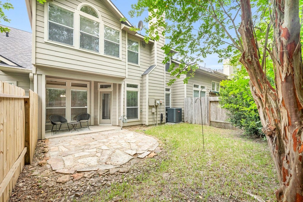 86 N Valley Oaks Circle, The Woodlands, TX 77382 86 N Valley Oaks Circle, The Woodlands, TX 77382