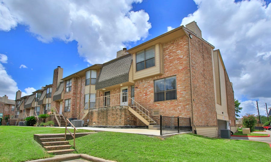 Property photo for 2119 Place Rebecca Lane, #F8, Houston, TX
