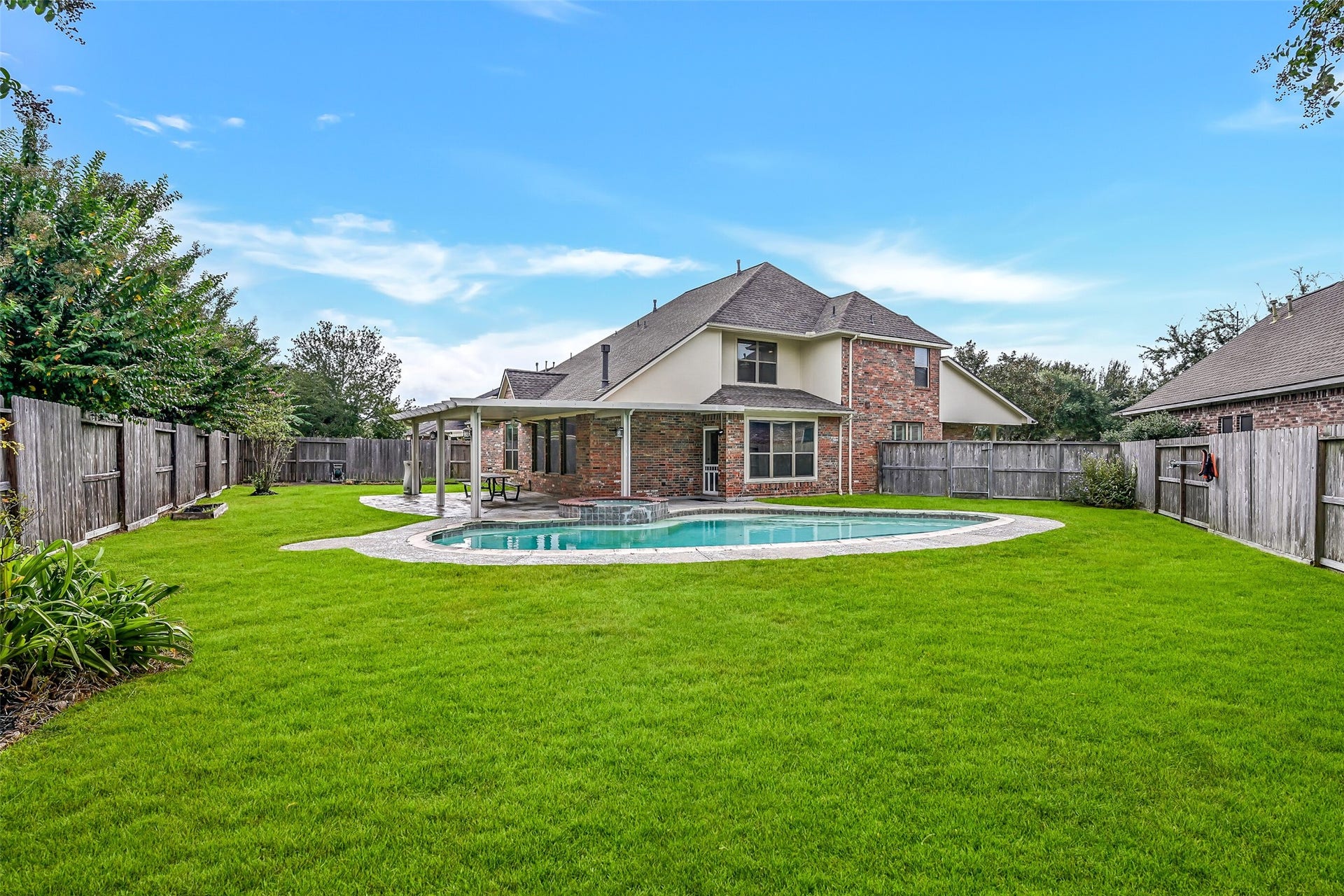 2611 Katie Harbor Drive, Manvel, TX 77578