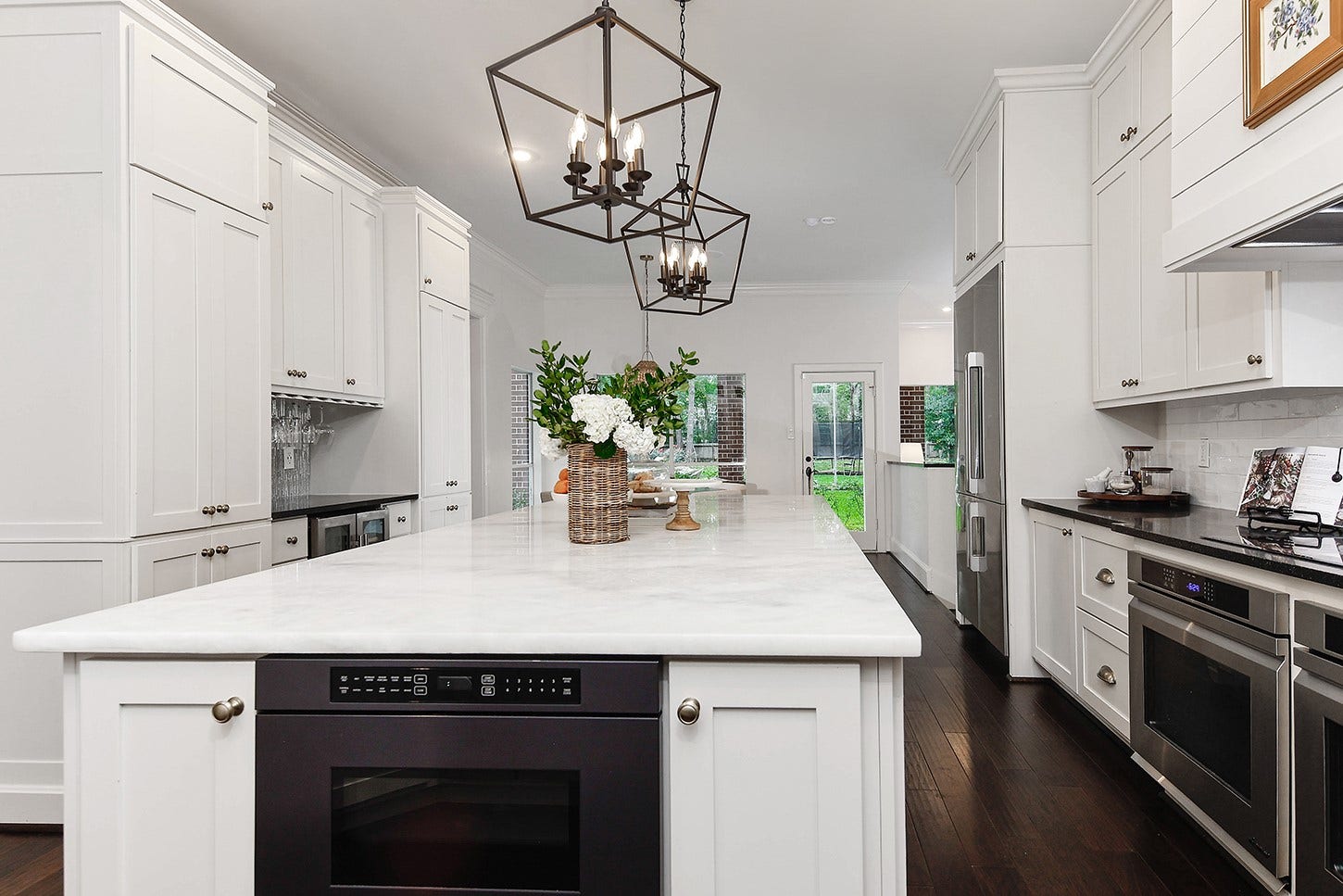 25 Red Sable Point, The Woodlands, TX 77380 25 Red Sable Point, The Woodlands, TX 77380