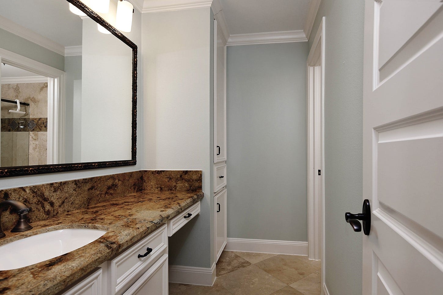 25 Red Sable Point, The Woodlands, TX 77380 25 Red Sable Point, The Woodlands, TX 77380