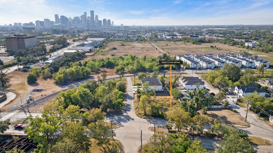 Property photo for 4209 Cline Street, Houston, TX