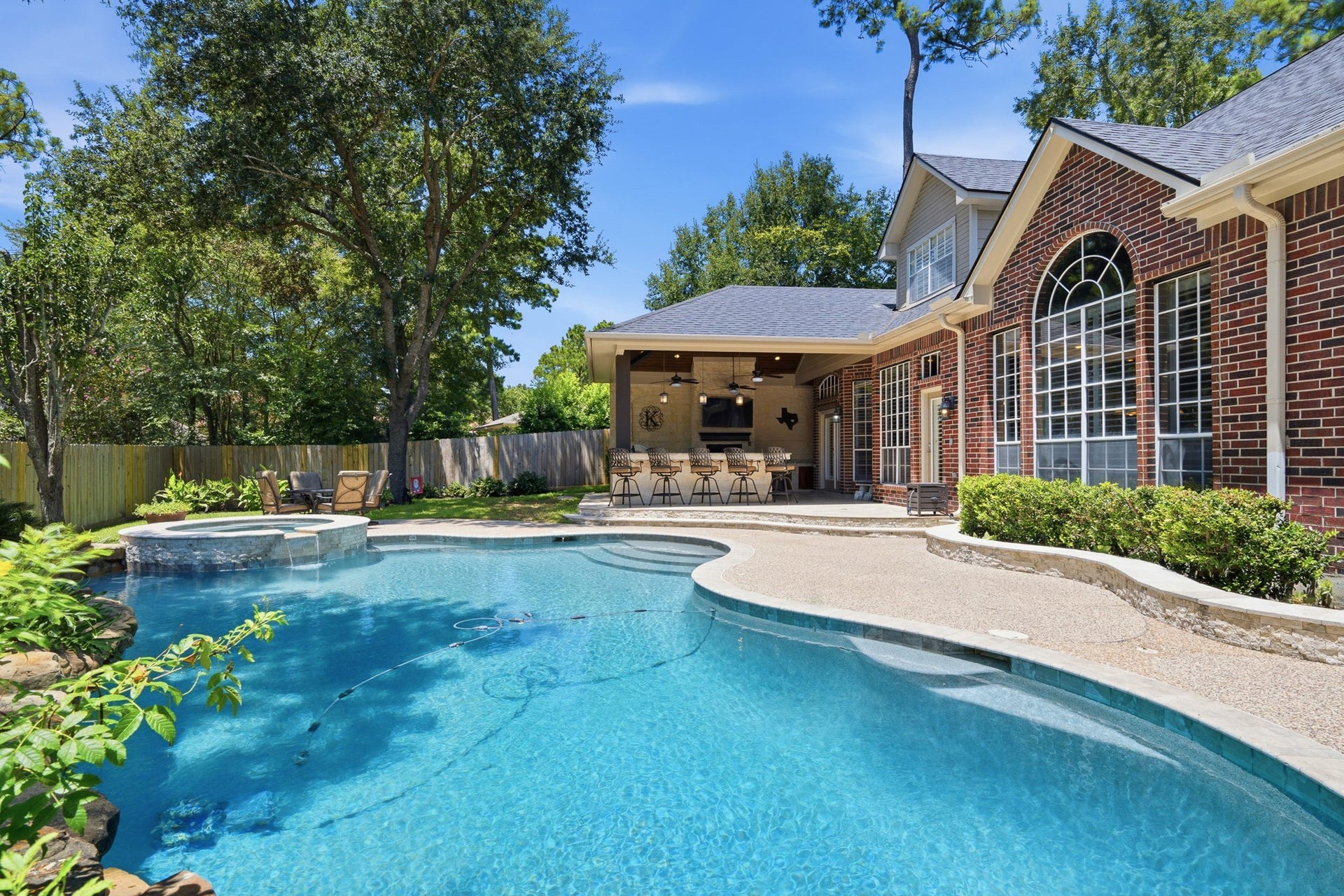 67 Driftoak Circle, The Woodlands, TX 77381 67 Driftoak Circle, The Woodlands, TX 77381
